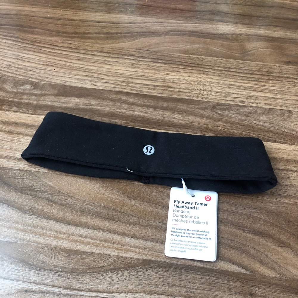 Lululemon Headband NWT